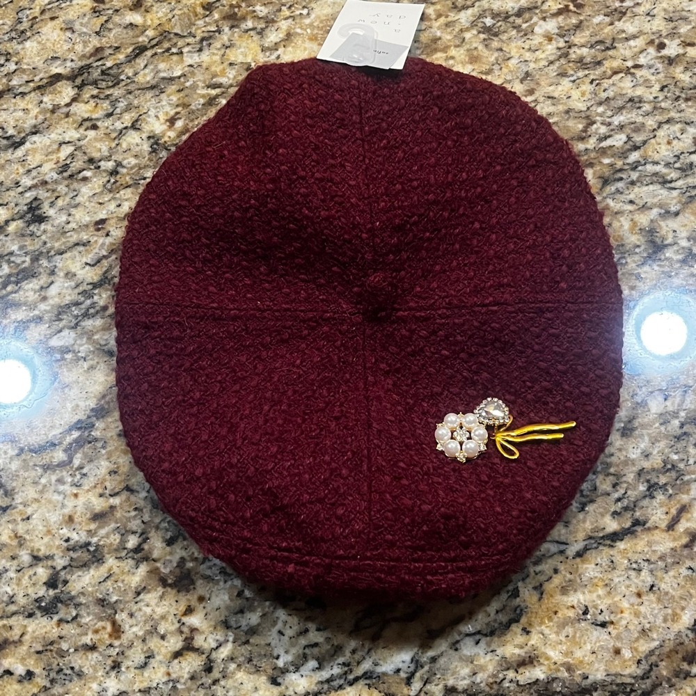 NEW A New Day Burgundy Boucle Beret Hat with Pearl Rhinestone Brooch‎ One Size